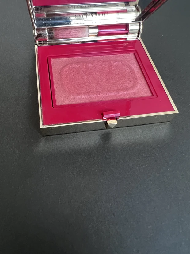 《完売色多数！》この秋注目の万能コスメ💄新作リップ＆チークでメイクしたら盛れた♡【ヴァレンティノビューティ】_5_3