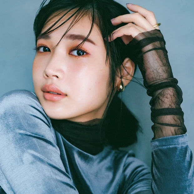 「囲みシャドウ」を今風に! マスク時代の抜き盛りテクをプロが提案