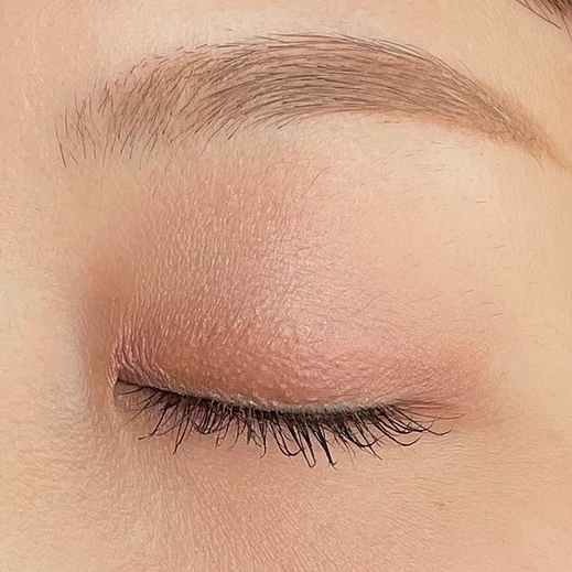 ルナソル【2025秋新作】アイカラーレーションＮ 07 Vintage Petal とフュージングカラーリップス 10 Relaxing Moodをイエベ春がレビュー！_6_3