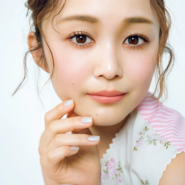 【舞空 瞳さん】ピンクが主役の最新多幸感メイクを実践！