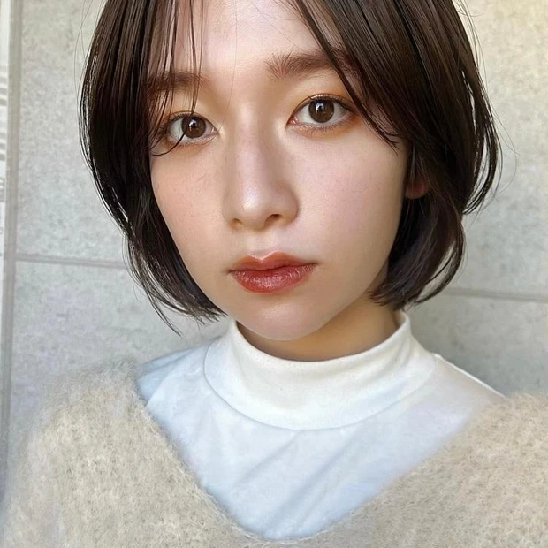 ボブ ヘア 髪型 ヘアスタイル 前髪なし ヘアカラー 暗髪