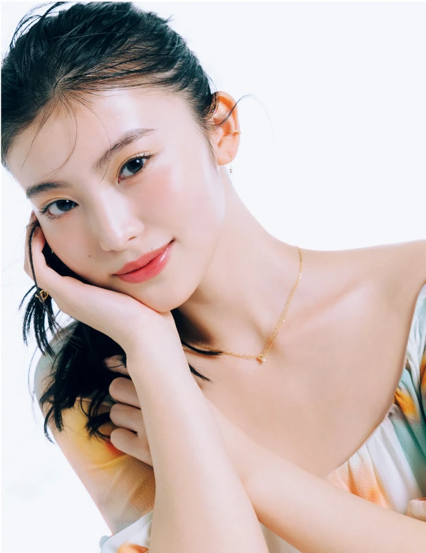 美容医療級のハリ肌を叶えるには、ハイライト&ローライトの塗り分けがカギ。使う順番も超重要！