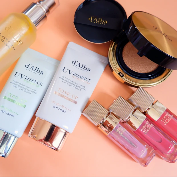 自己紹介▶マキアインフルエンサー1年目のさとこです！ツヤ肌美容について発信していきます✨_5