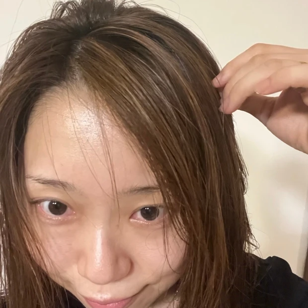 いま、頭皮ケアするべき理由！【おすすめアイテム3選】誰でも自宅で簡単ヘッドスパ。小顔やツヤ髪効果も？！_9_2