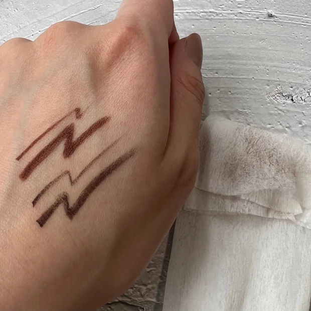 「ディーアップ エアクリームペンシル」