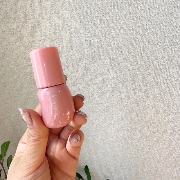 fwee(フィー) 3Dボリューミンググロス B01バニラ70％