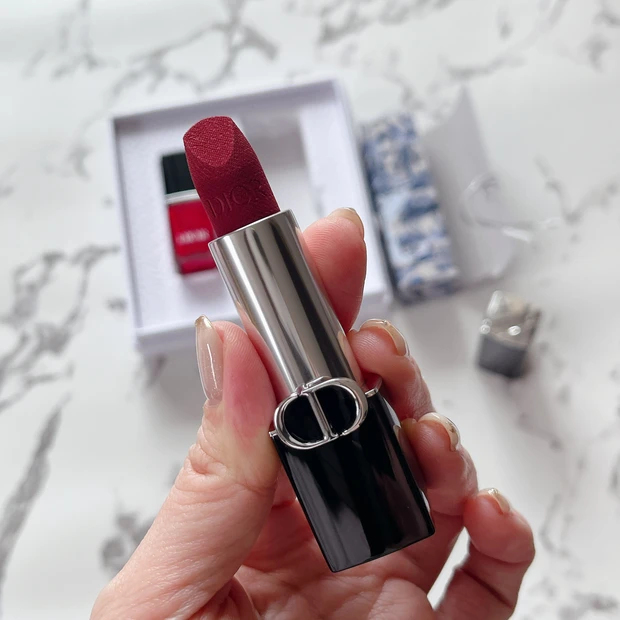 Dior クリスタル会員 ノベルティ J'adore バースデーギフト 知らなきゃ損！ディオール クリスタル会員バースデーギフト歴代