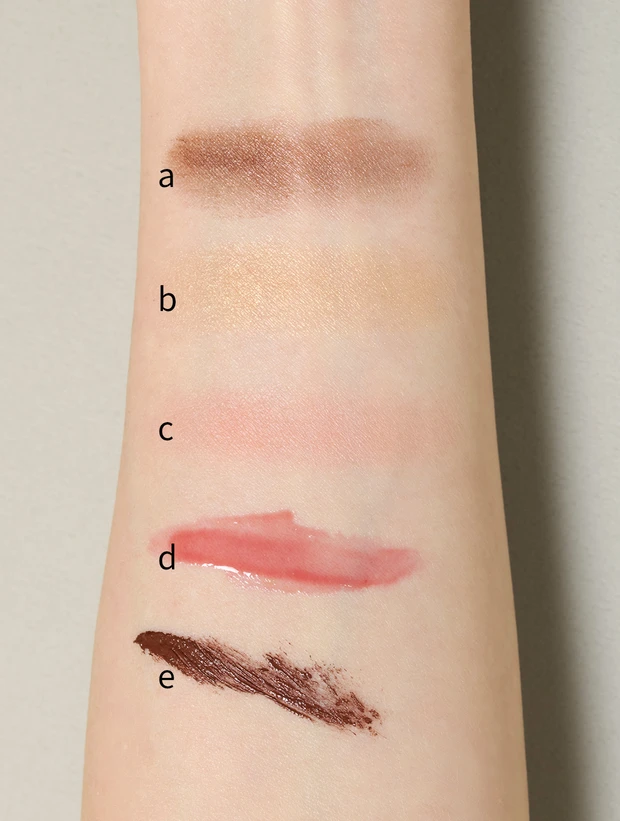 クリスマスコフレ 2025 エレガンス アルモニーアイズ 106 クラルテ ルージュ ビジュー 102 カランドゥ フェイス BE402 グラヴィティレス マスカラ BR22 スウォッチ