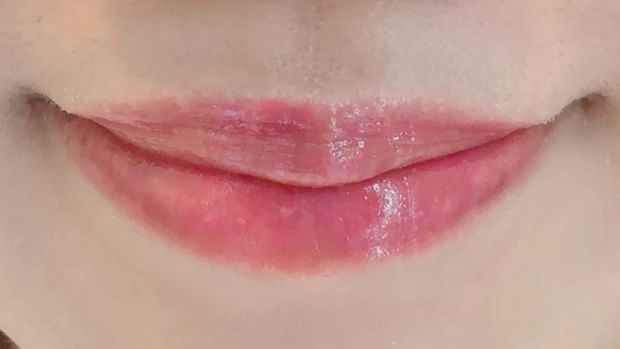 ディオール アディクト リップ グロウ 007のメイク