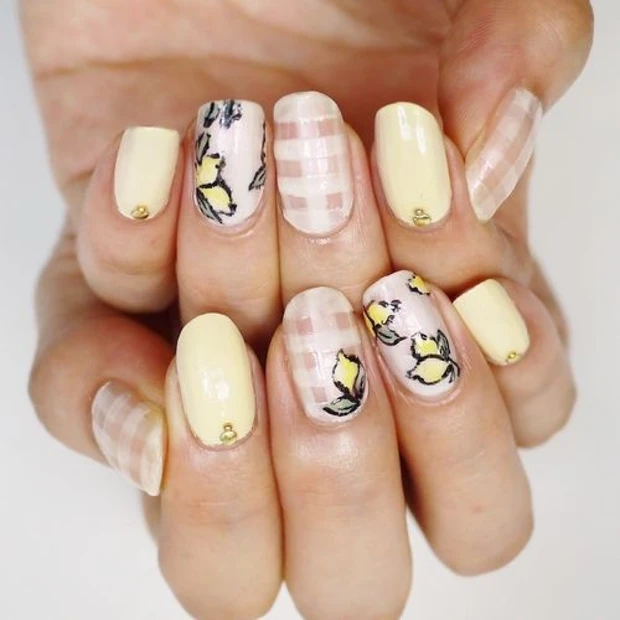 ほどよくキュート☆大人のチェックネイル！【ギ☆のセルフネイル手本帖】