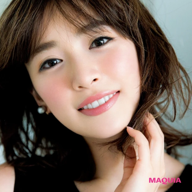 コスメデコルテのアイパレットで好感度アップ! 目元に彫りが生まれる絶妙テ…