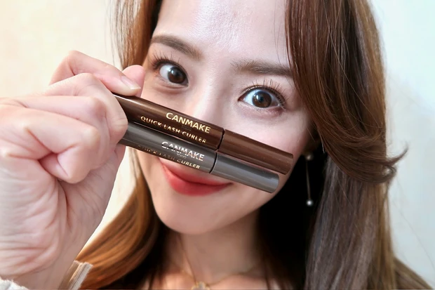 【もぅまつげパーマは不要♡】キャンメイク クイックラッシュカーラー_7