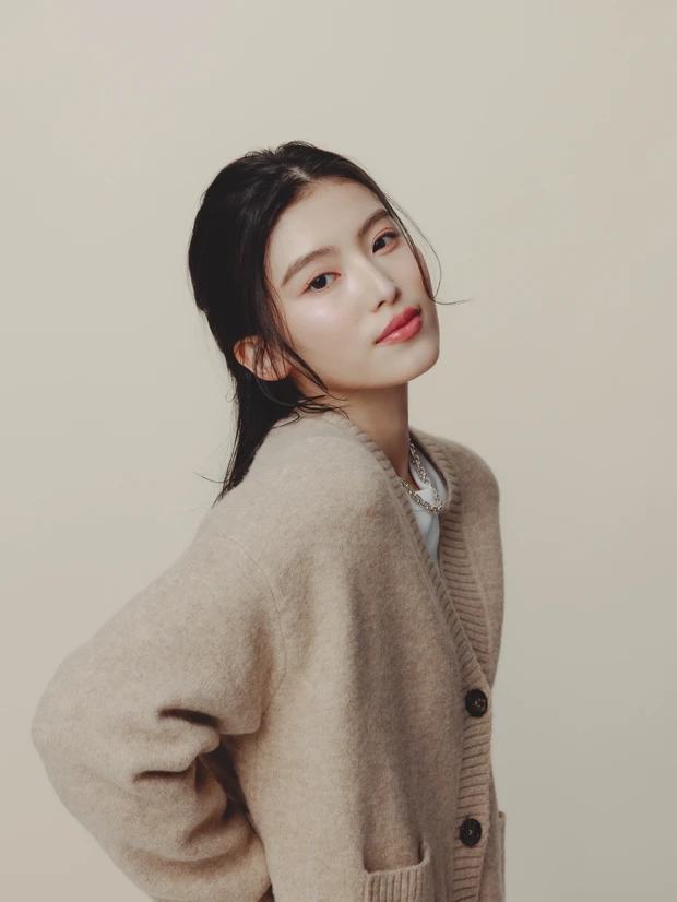 ユニクロ　UNIQLO　スフレヤーンショートカーディガン　ツヤメイク