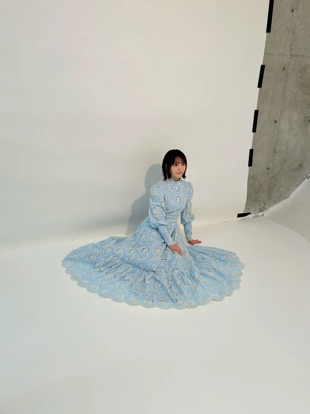 声優・花澤香菜さん【ディオールのコンシーラーで作るメリハリメイク】GALLERY_2