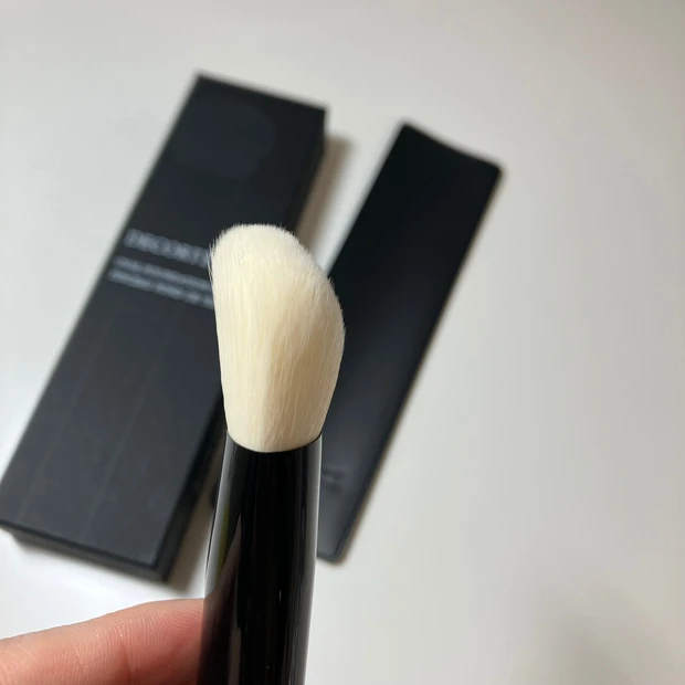 【コスメデコルテ】均一に薄付きになる!おすすめのファンデーションブラシ_5