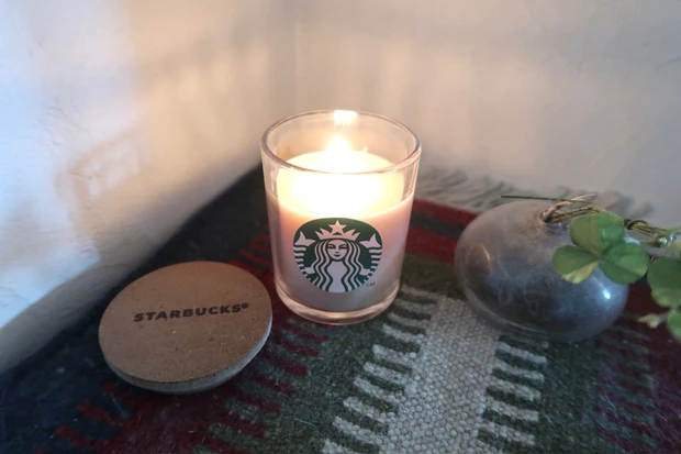 Starbucks Coffee スターバックスモーメントジョイインスパイアドバイジョイフルメドレーをお部屋に②