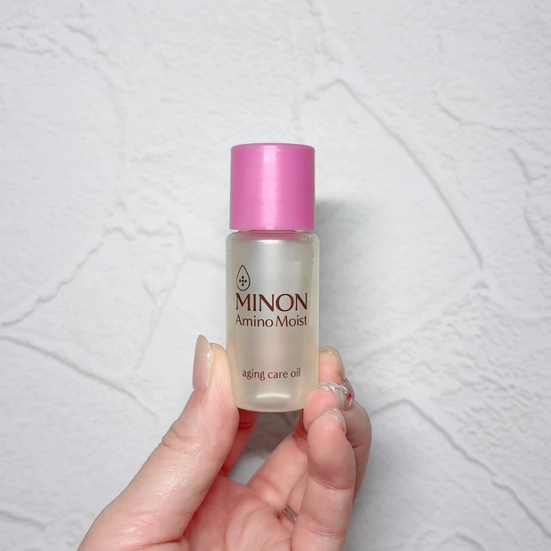 石原さとみが愛用する洗顔料「ミノン　エイジングケア オイル」をレビュー