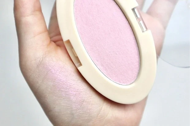 Laka（ラカ） ドリームビームハイライター 02 ピンクビームの口コミ