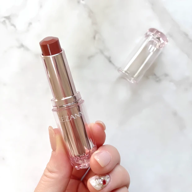 セザンヌ「ラスティンググロスリップN 101 フィグモカ」