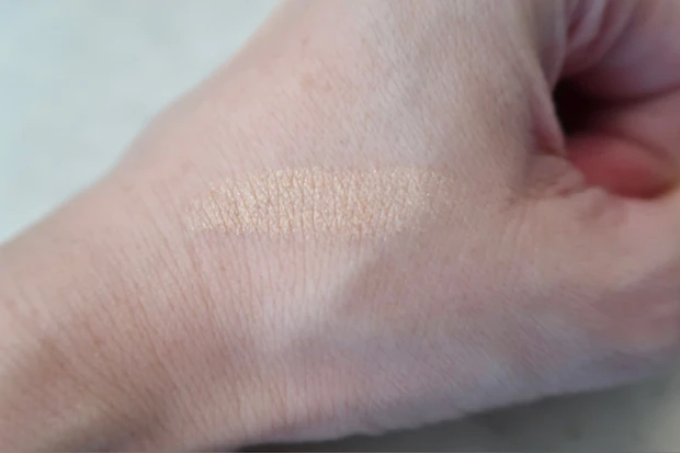 too cool for school アートクラス　フロッタージュペンシルの色見