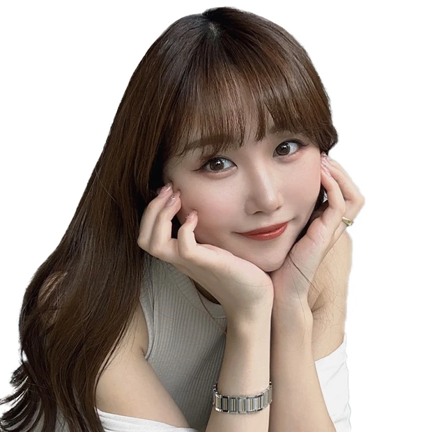 韓国美容クリニックにも定期的に足を運び、リアルな美容医療の情報をキャッチアップ！ トレンドに流されず、確かな効果を実感できるものを見極める力には自信があります。