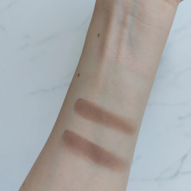 インザミラーアイパレット ウィンターグレイ スウォッチ