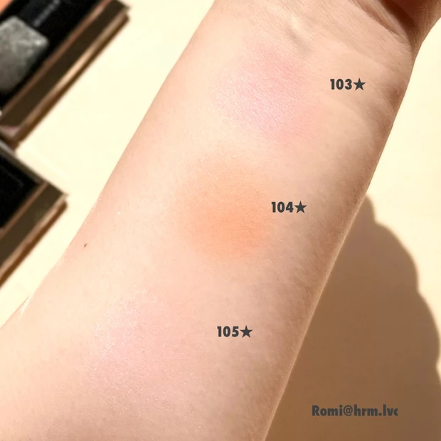 SUQQU メルティング パウダー ブラッシュ