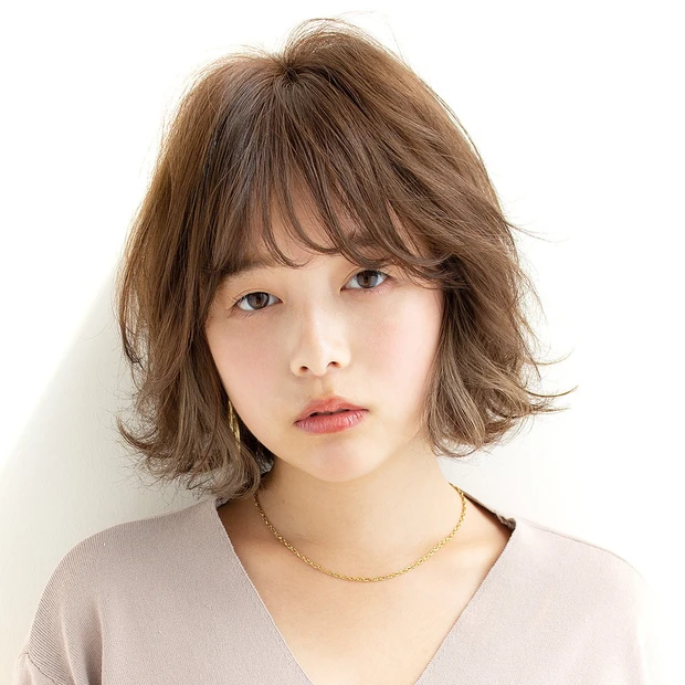 14トーン オリーブベージュ ハイライト