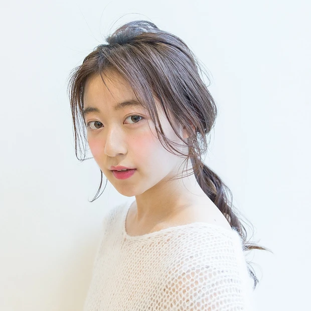 髪の量が多くても大丈夫！ 崩れにくい＆まとまる、大人可愛いヘアアレンジ【…