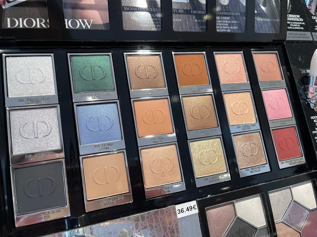 新作速報!7月2日発売❤︎Diorの単色ラメをチェックすべし!_2