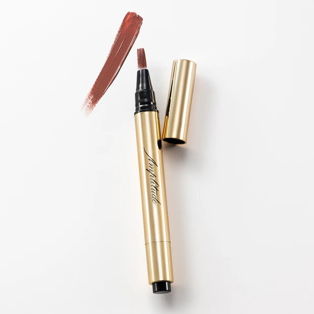 【山本舞香】色気と強さを宿したレッドブラウンリップ3