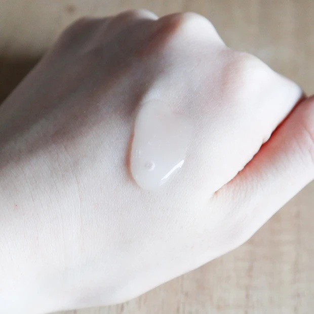 SHISEIDO アルティミューン パワライジング コンセントレートⅢn　テクスチャ