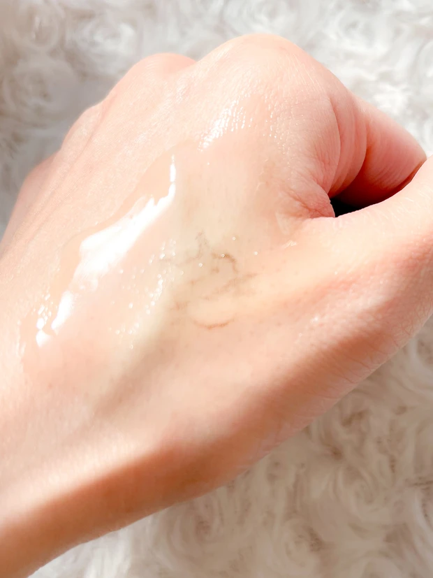 ＼カウブランド無添加／落ちにくいメイクもこのオイルでするん♩_3