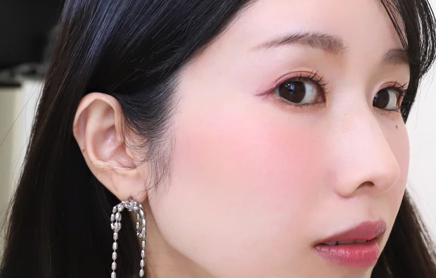 アディクション ザ リキッド ブラッシュ フォギー　002：So Cushy