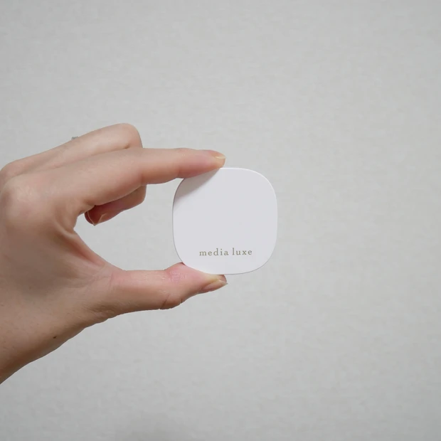 ひと塗りでグラデアイ完成！メディア リュクスのアイカラーで時短ナチュラルメイク_4