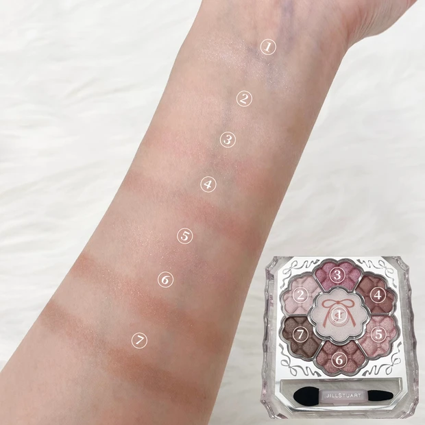 【JILL STUART（ジルスチュアート）】今年も可愛さ満点♡クリスマスコフレを現役イメコンがレビュー！_2_2