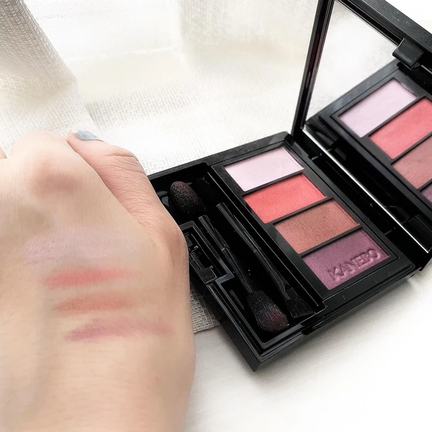 ［ブラック×ピンク］可愛くなりすぎない大人コーデ&夏メイク_4