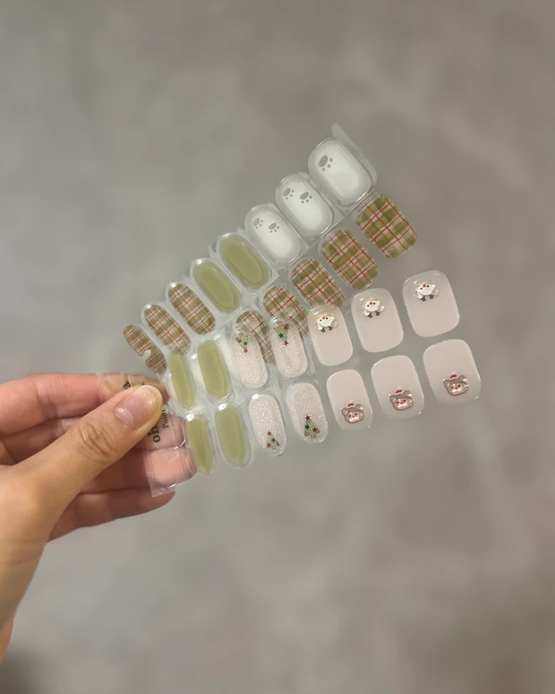 まだ間に合う!クリスマスネイルはこれで決定!お家でできる簡単クリスマスネイル【ohora N Beary Merry
Product Code: NP-226】_1