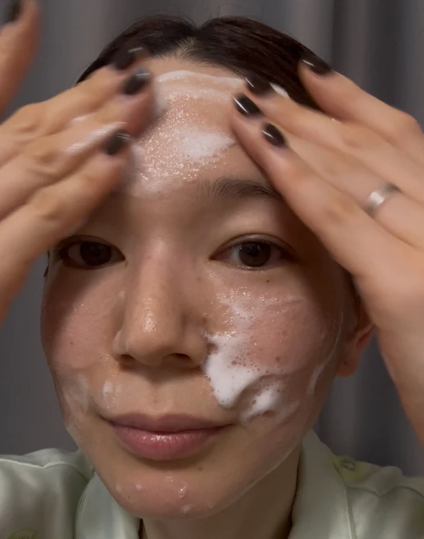 憧れの水光肌を今年こそ♡ソフィーナ iP泡の「水光ピーリング」がすごい_3_1