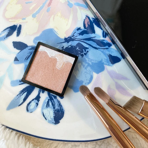 【思わず全色そろえたくなっちゃう♡】可愛いだけでそろえた、自分だけの"マキアージュ,新作アイシャドウ"をレビュー!!_3_1