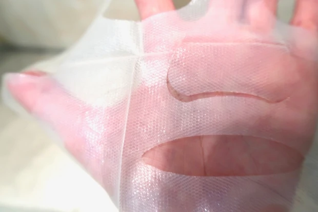 【デイリーからスペシャルな日まで！最新フェイスマスク5選】_14