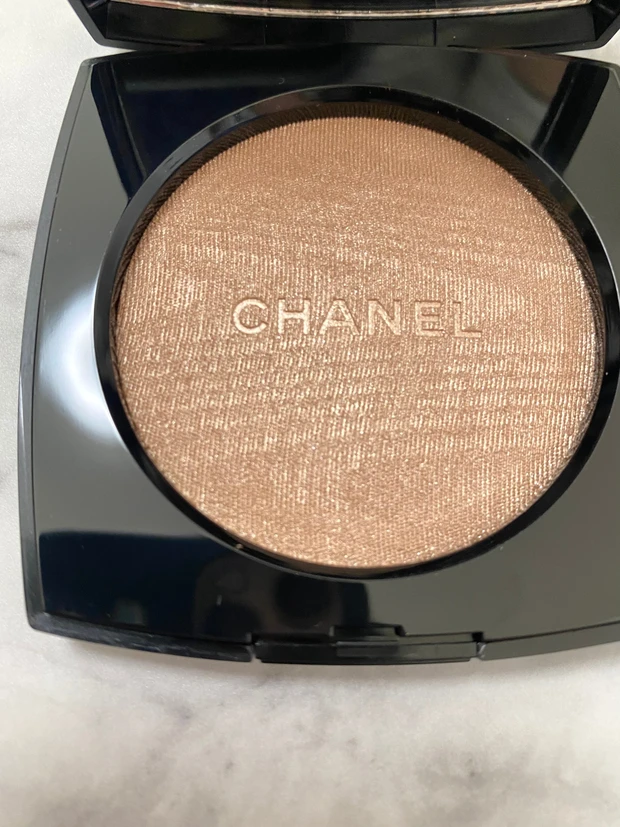 CHANEL シャネル コスメ デパコス ハイライト ファンデーション ヌメロアンドゥシャネル