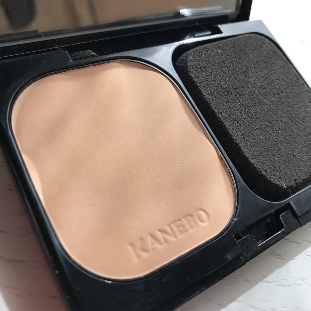 "概念越え”のベースメイク！
「生肌印象」な仕上がりを実現するファンデーションと化粧下地のご紹介♪_2_1