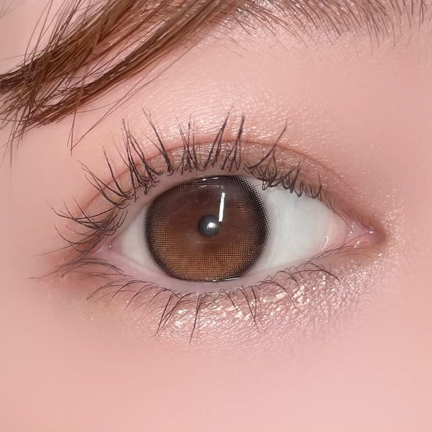 リリミュウ Ririmew アイシャドウ ピンクスワン