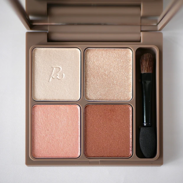 Ririmew(リリミュウ)クリスマスコレクション インザミラーアイパレット #ピンクキャロル