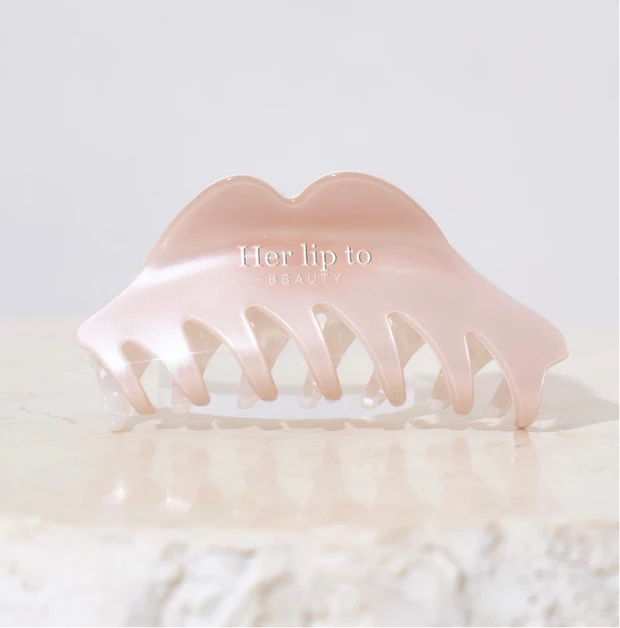 Her lip to BEAUTY LIP SHAPE CLIP - pearl beige - 