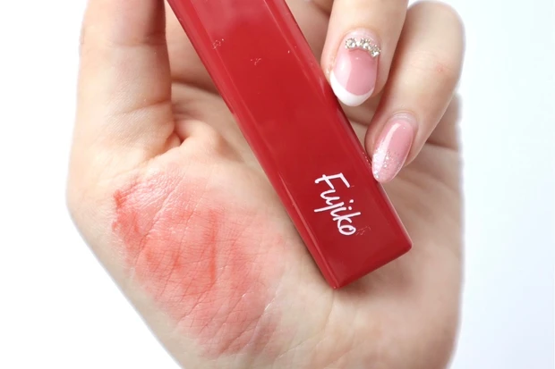 フジコ プランピーリップ 01 欲望 スウォッチ