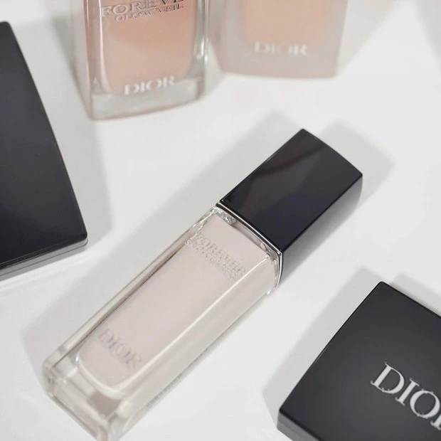 Dior ディオールスキン フォーエヴァー スキン コレクト コンシーラー 00