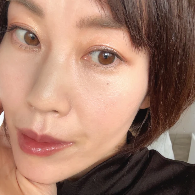 インフィニシェイド シングルアイシャドウ21とフェザー ウィスプ マスカラ04 使用メイク