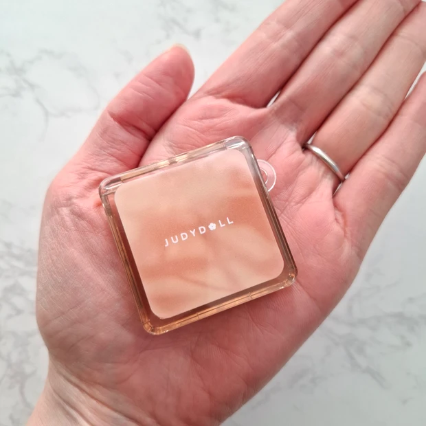 ミニメリハリマスターパレット サイズ感